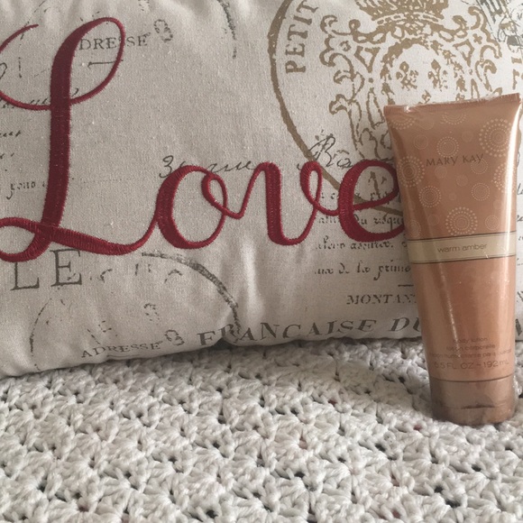 🌟MARY KAY WARM AMBER BODY LOTION🌟 - Picture 1 of 3